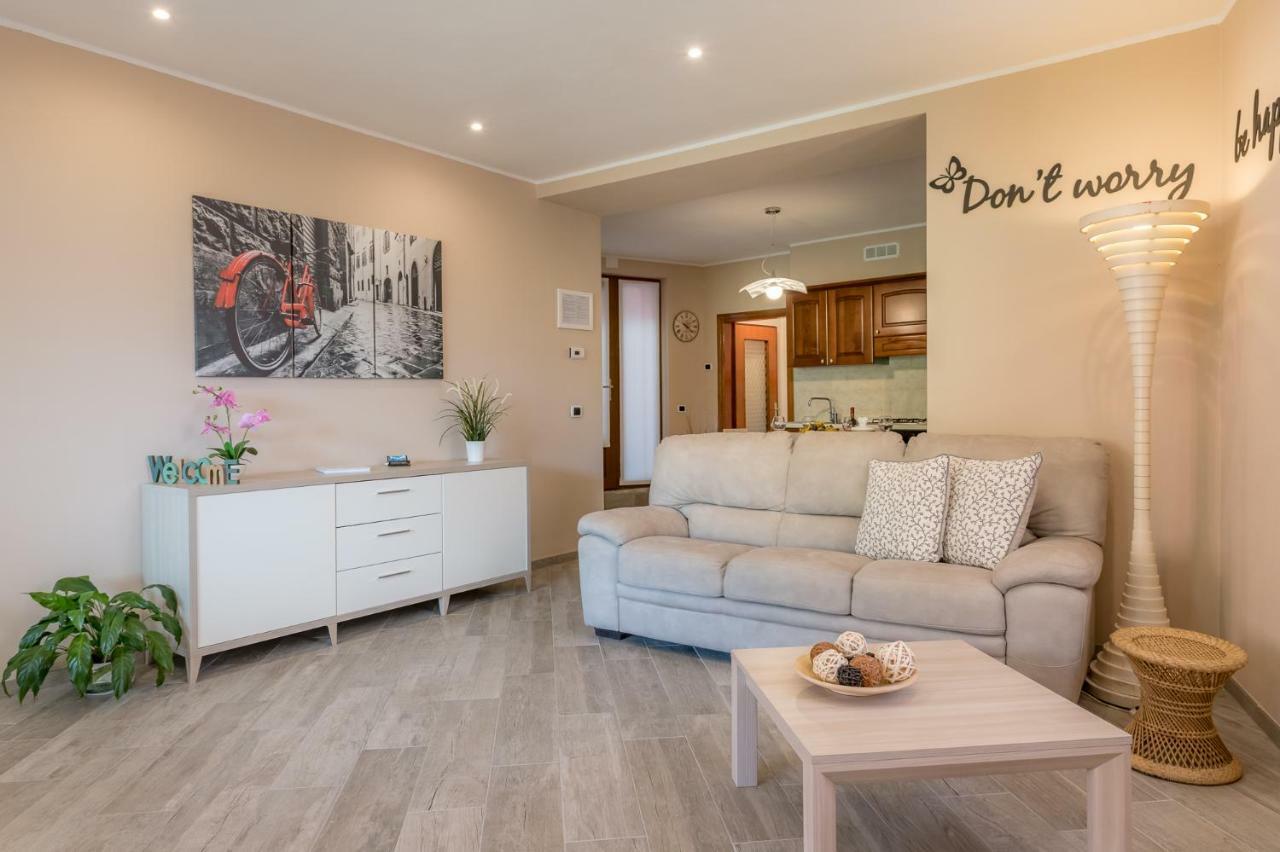 Casa dei Platani Wi-Fi Parcking Free Apartment San Siro  Bagian luar foto