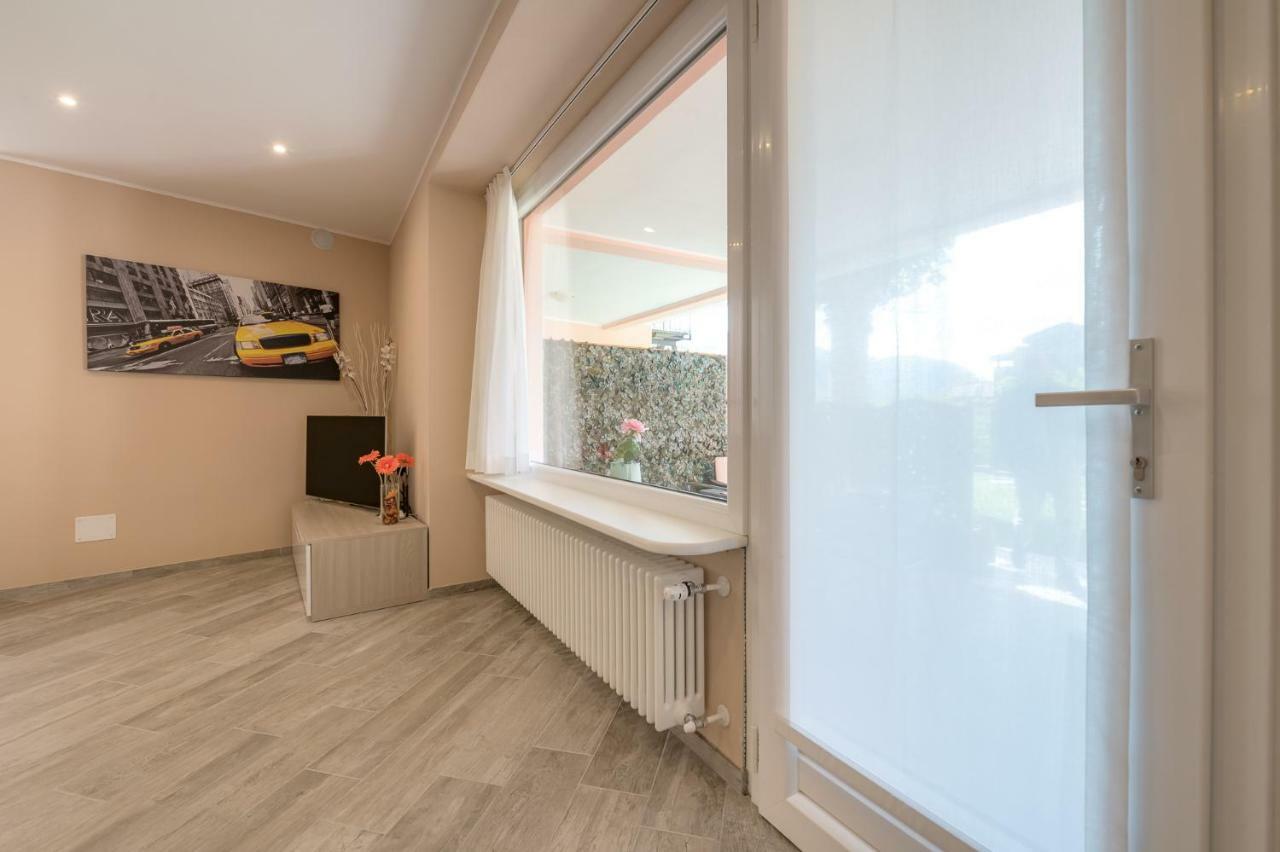 Casa dei Platani Wi-Fi Parcking Free Apartment San Siro  Bagian luar foto
